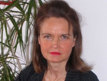 outin adam photo traitee Anne Outin Adam, Directrice du pôle politique législative et juridique à la CCIP